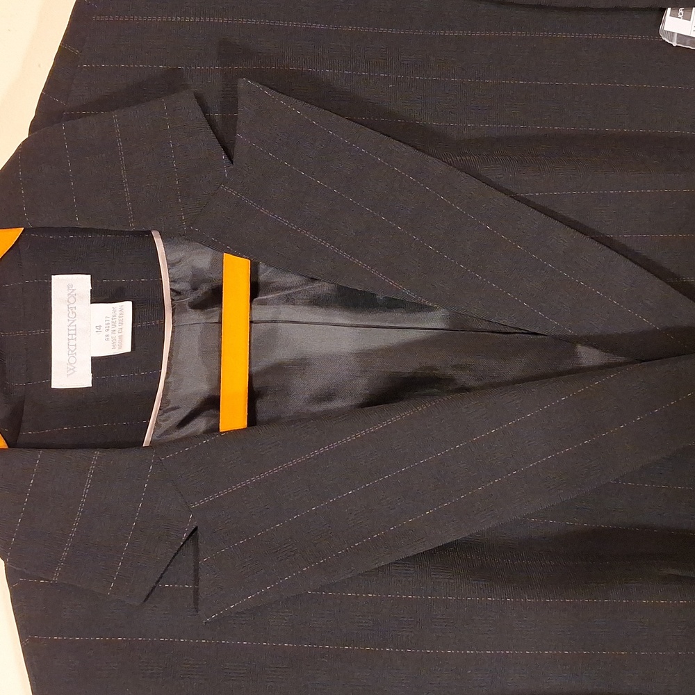 Worthington Black Pinstripe Blazer